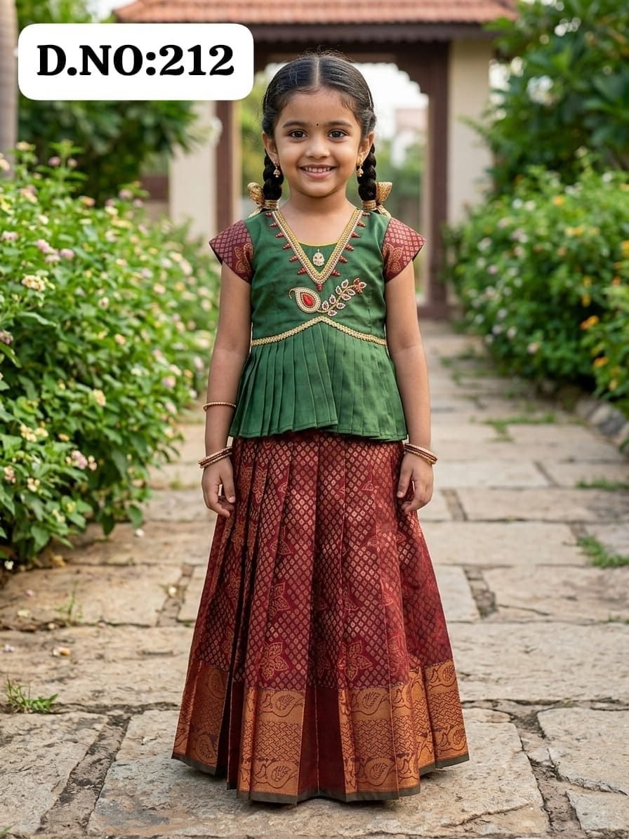 Pattu pavadai -212
